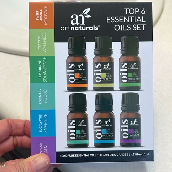 Essential oils set - Picture 1 of 3
